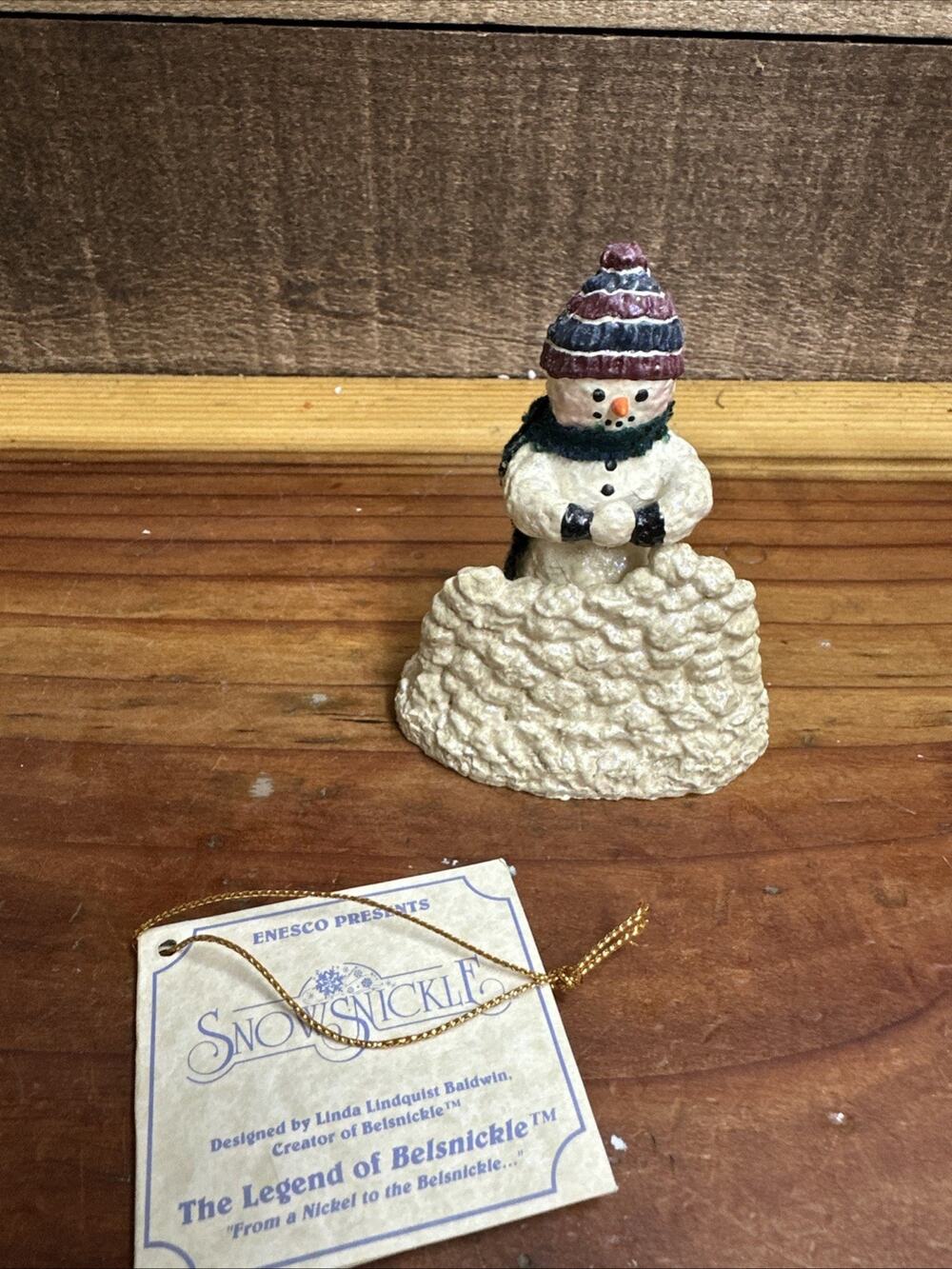 Enesco Snowsnickle Figurine Christmas Snowman with Snow Fort In Box